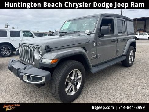 Used 2022 Jeep Wrangler Unlimited Sahara w/ LED Lighting Group AWD/4WD image 1