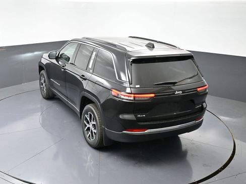 New 2025 Jeep Grand Cherokee Limited w/ Trailer Tow Package image 46