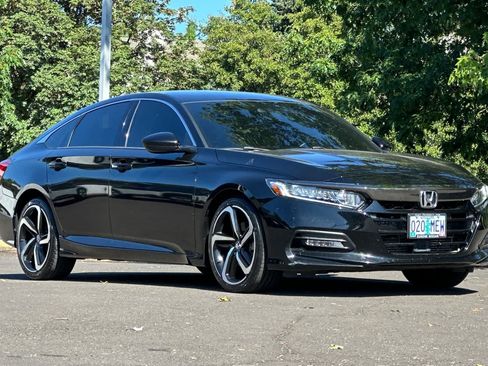 Used 2020 Honda Accord Sport image 9