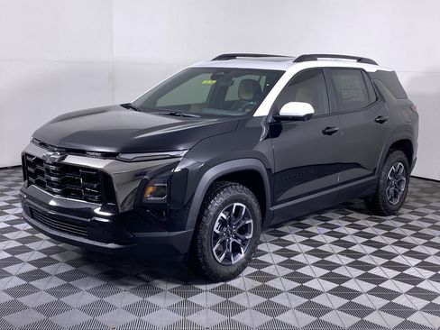 New 2025 Chevrolet Equinox ACTIV w/ Safety and Technology Package image 17