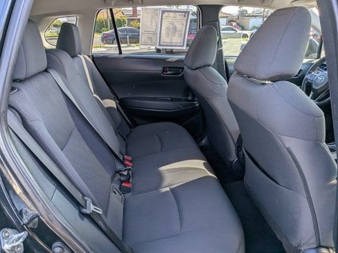 Used 2023 Toyota Corolla Cross LE AWD/4WD image 7