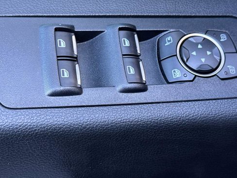 Used 2017 Ford F150 Raptor w/ Equipment Group 802A Luxury image 11