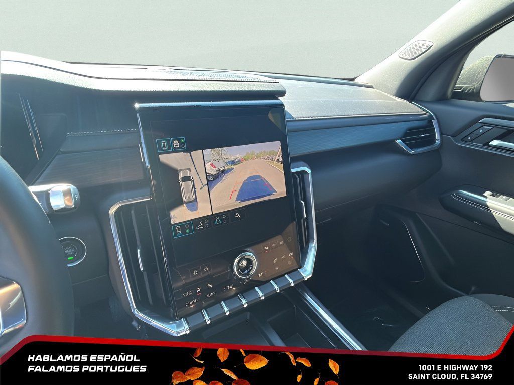 Used 2025 GMC Acadia Elevation FWD image 21