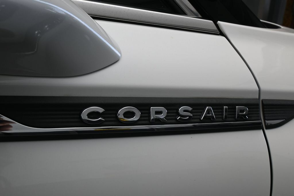 Used 2023 Lincoln Corsair FWD image 44