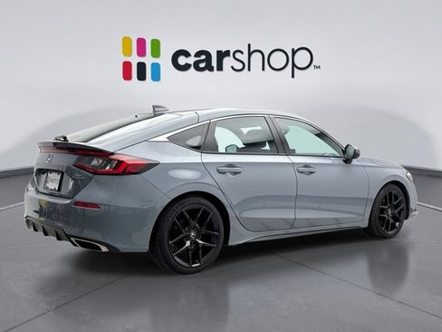 Used 2022 Honda Civic Sport Touring image 5