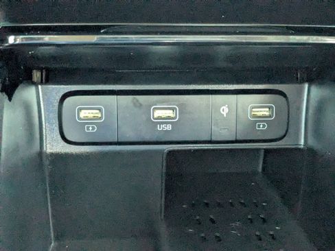 Certified 2021 Kia Sorento SX image 27