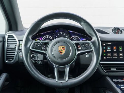 Certified 2023 Porsche Cayenne AWD/4WD image 23