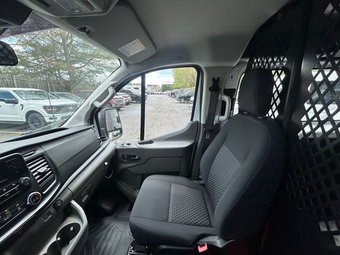 Used 2024 Ford Transit 250 Low Roof w/ Exterior Upgrade Package RWD image 24