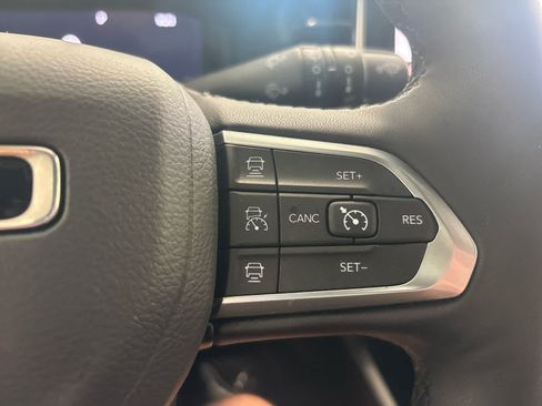 Used 2024 Jeep Compass Limited w/ Elite Group AWD/4WD image 26