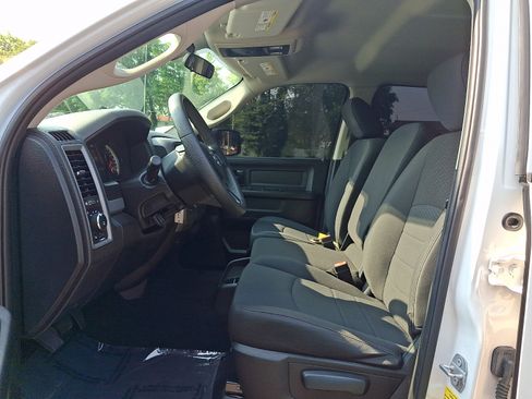 Used 2019 RAM 1500 Express w/ Express Value Package RWD image 14