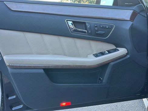 Used 2011 Mercedes-Benz E 350 Sedan image 26