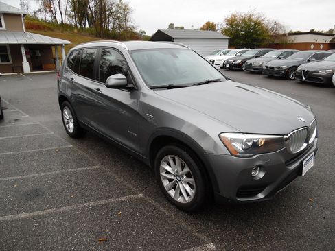 Used 2017 BMW X3 xDrive28i AWD/4WD image 8