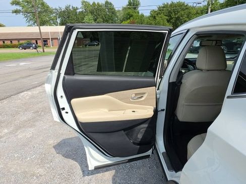 Used 2020 Nissan Murano SL w/ Moonroof Package AWD/4WD image 20