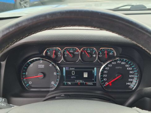 Used 2017 Chevrolet Suburban LT AWD/4WD image 18