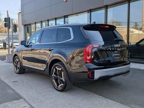Used 2023 Kia Telluride S w/ S Sunroof Package image 10