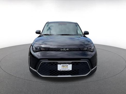 Used 2025 Kia Soul LX w/ LX Technology Package FWD image 4