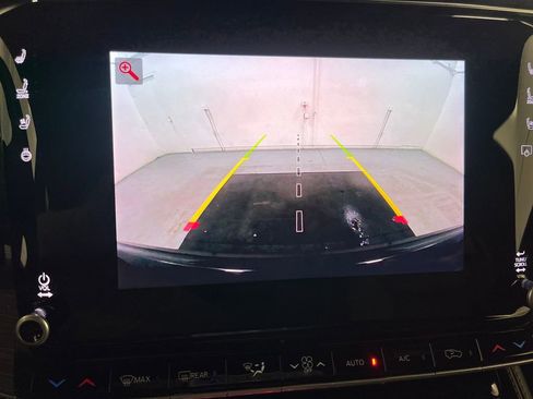 Used 2024 Jeep Wagoneer L Series II w/ Flexible Seating Group image 18