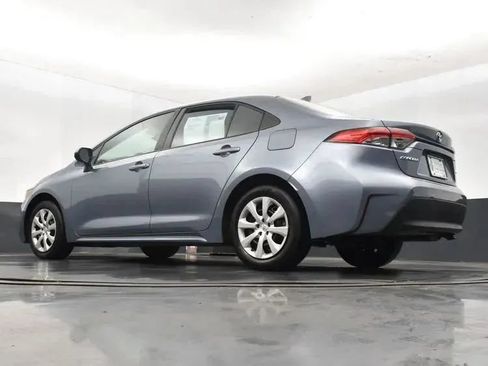 Used 2024 Toyota Corolla LE FWD image 12