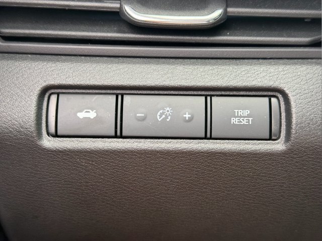 Used 2023 Nissan Altima 2.5 SR FWD image 31