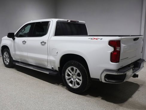 Used 2023 Chevrolet Silverado 1500 LTZ AWD/4WD image 6