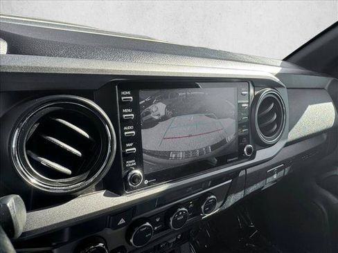 Used 2021 Toyota Tacoma TRD Sport w/ Technology Package AWD/4WD image 14