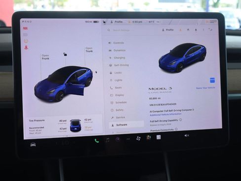 Used 2018 Tesla Model 3 Mid Range RWD image 21