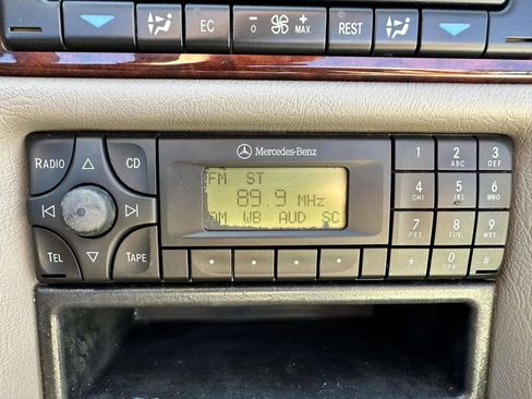 Used 1999 Mercedes-Benz CLK 320 CLK 320 Cabriolet 2D image 21