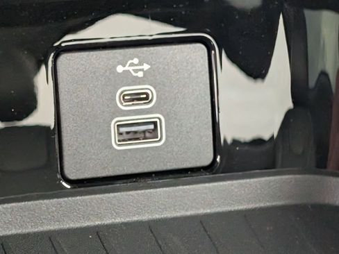 New 2025 Ford Mustang Mach-E Premium image 33