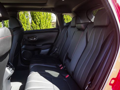 Used 2025 Acura ADX A-Spec image 31