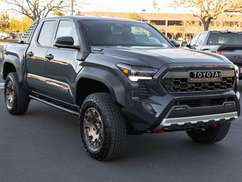 New 2026 Toyota Tacoma 4x4 Double Cab Hybrid image 3