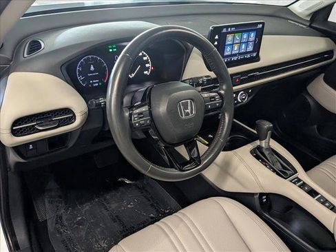 Used 2024 Honda HR-V EX-L image 11
