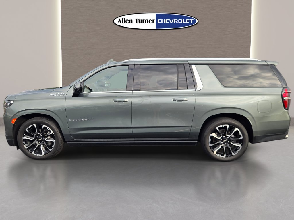 Used 2024 Chevrolet Suburban High Country w/ LPO, Illumination Package AWD/4WD image 13
