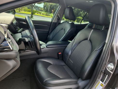 Certified 2023 Toyota Camry SE FWD image 18