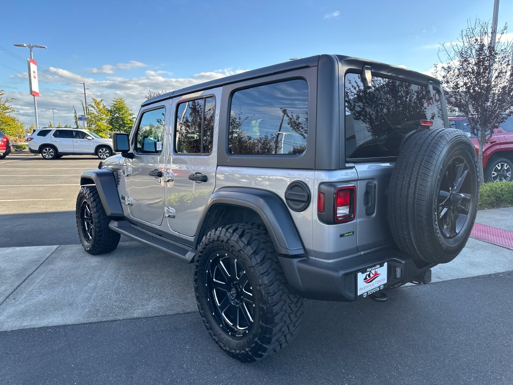 Used 2020 Jeep Wrangler Unlimited Sport AWD/4WD image 3