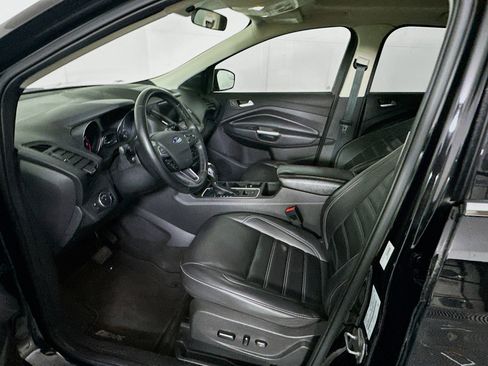 Used 2019 Ford Escape SEL image 13