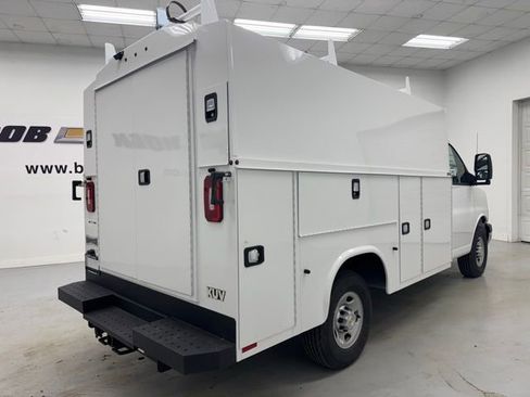 New 2026 Chevrolet Express 3500 w/ Power Convenience Package RWD image 8