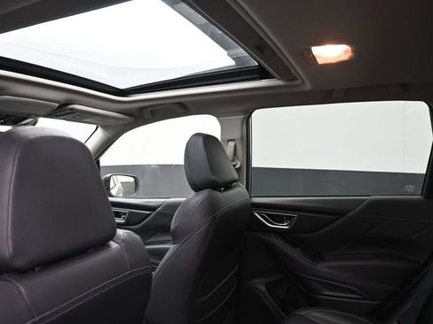 Used 2020 Subaru Forester Limited image 20