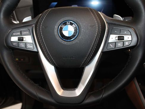 Certified 2024 BMW X5 xDrive50e w/ Premium Package AWD/4WD image 22
