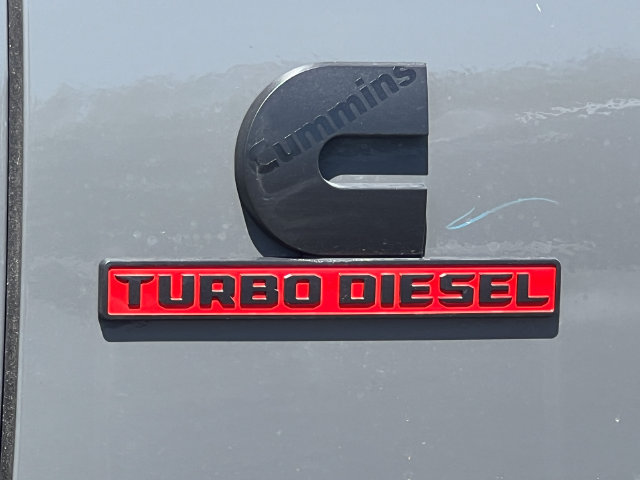 New 2026 RAM 2500 Laramie AWD/4WD image 2