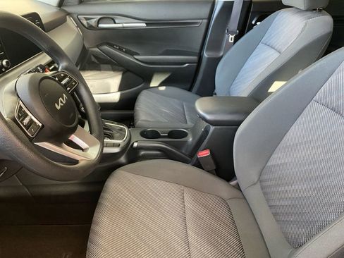 Used 2024 Kia Seltos LX image 6