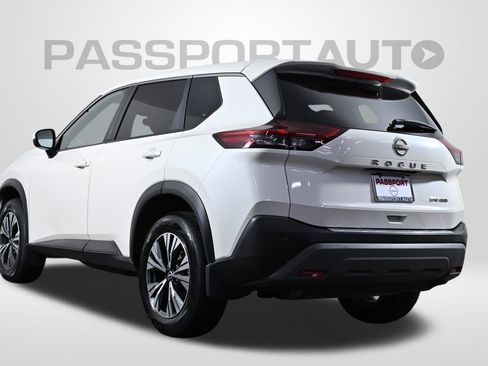 Certified 2023 Nissan Rogue SV image 6
