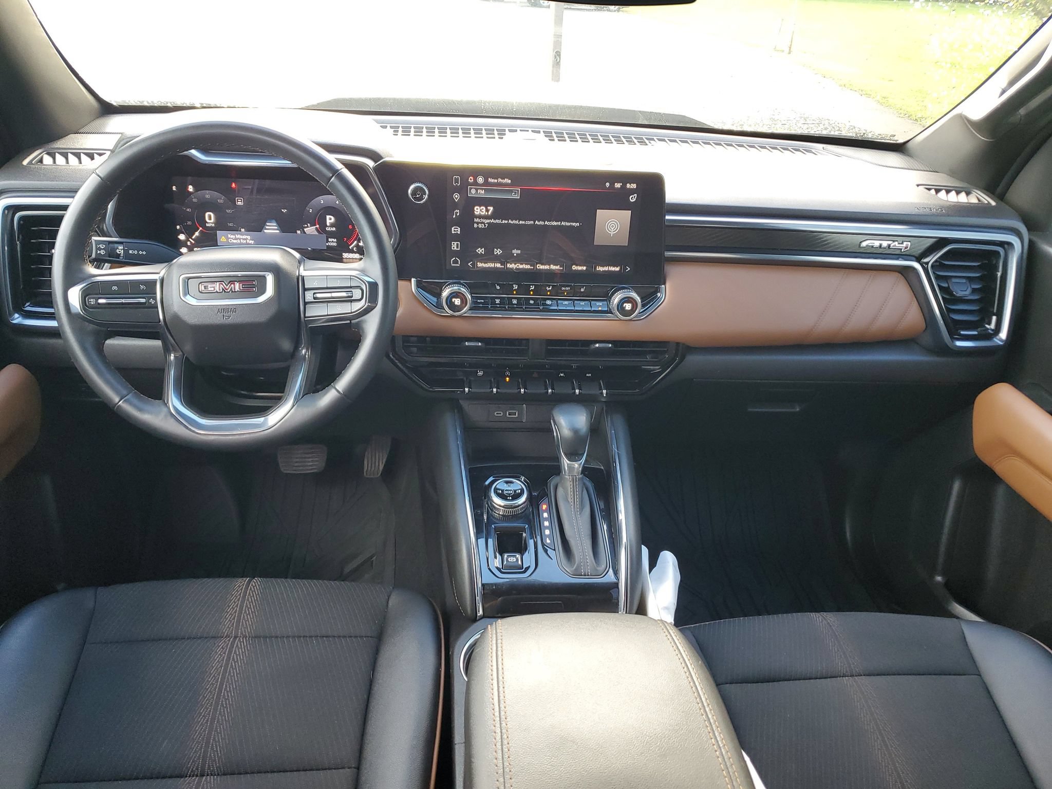Used 2024 GMC Canyon AT4 w/ Canyon Safety Plus Package AWD/4WD image 12