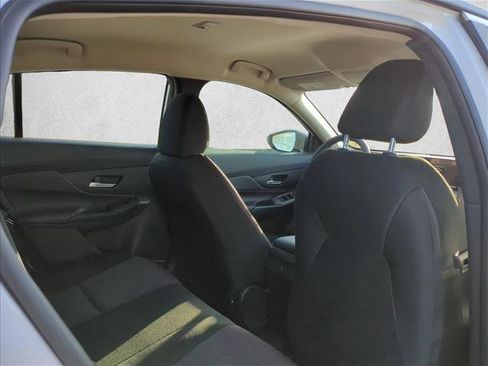 New 2026 Nissan Sentra SR w/ Floor Mat Package image 15