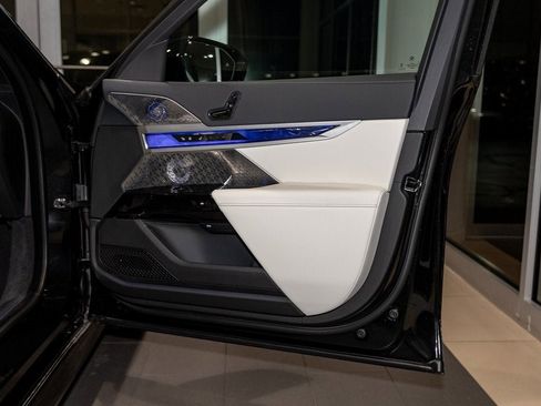 New 2026 BMW 760i xDrive w/ Executive Package image 20