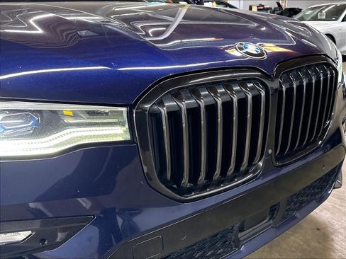 Used 2021 BMW X7 M50i AWD/4WD image 32