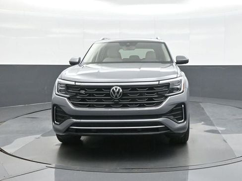 New 2026 Volkswagen Atlas SEL Premium R-Line AWD/4WD image 2