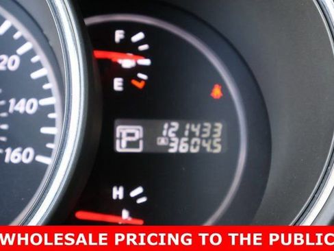 Used 2011 Nissan Murano S image 23