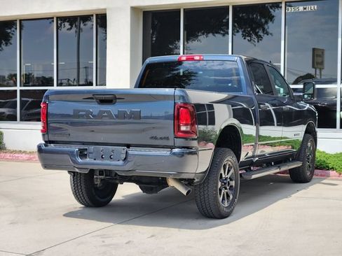 Certified 2025 RAM 2500 Big Horn AWD/4WD image 7