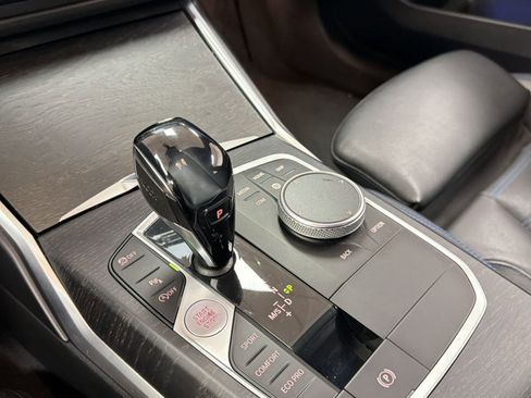 Used 2020 BMW 330i Sedan w/ M Sport Package image 17