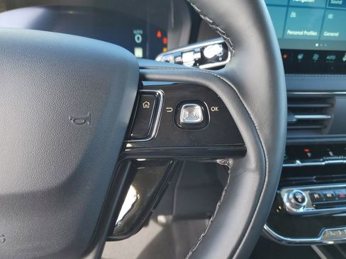 New 2026 Lincoln Corsair Reserve w/ Jet Appearance Package FWD image 25